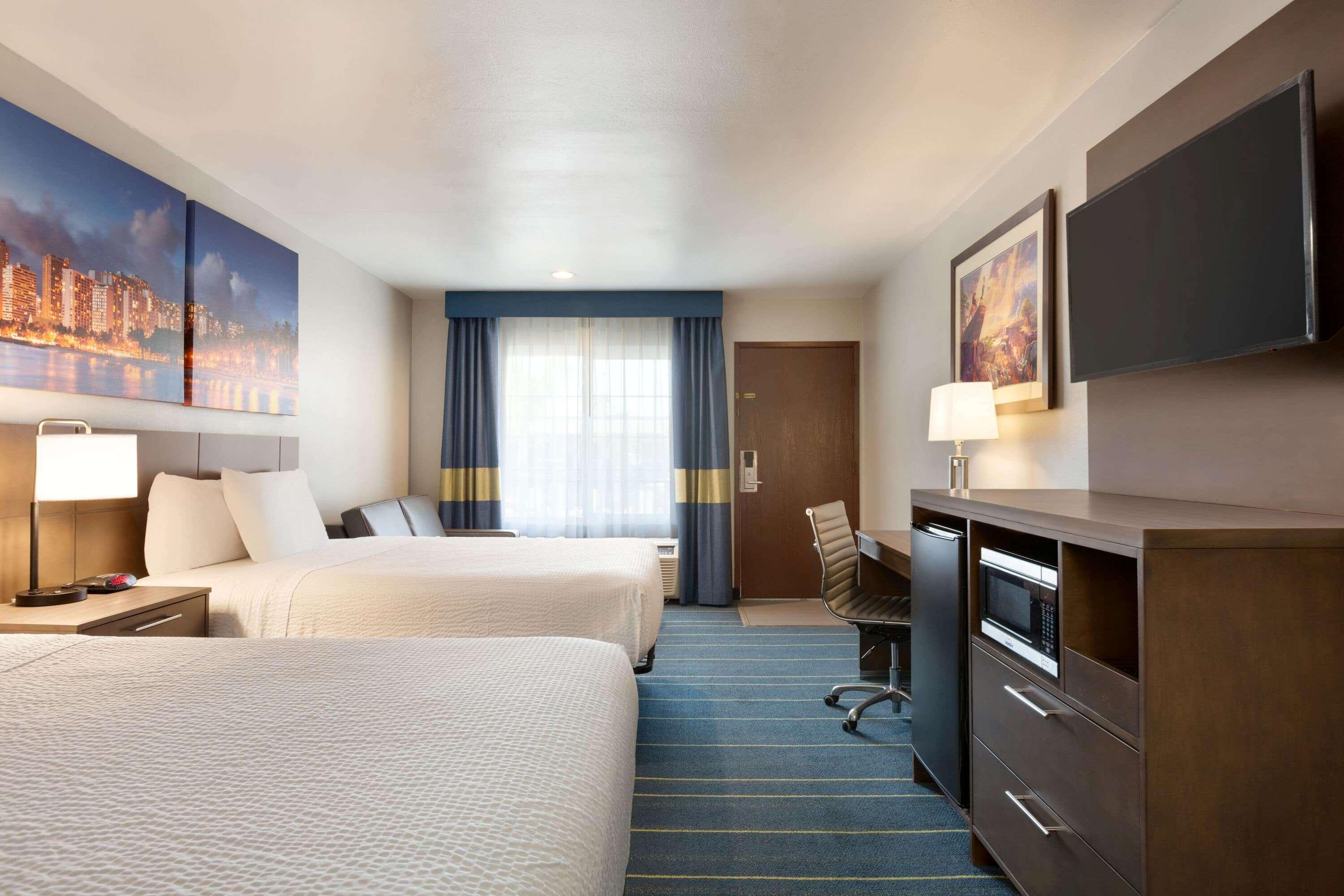 Days Inn & Suites By Wyndham Anaheim At Disneyland Park Exterior foto